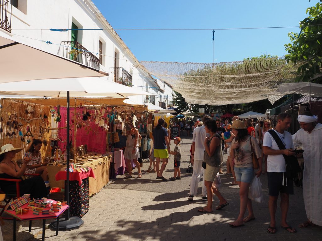 Hippiemarkt in San Joan