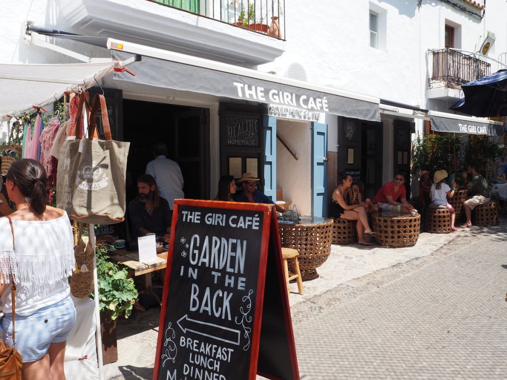 Hippiemarkt in San Joan